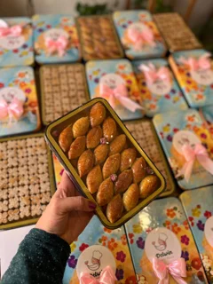 باقلوی مخصوص دلوین